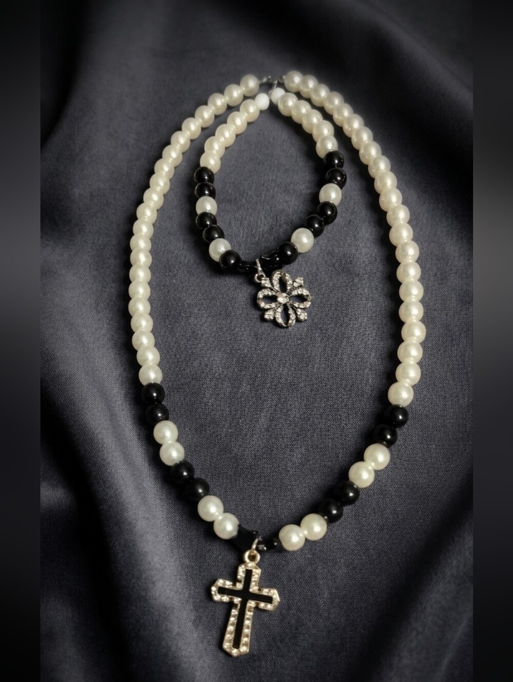 Elegant Black and White Pearl Cross Necklace and Bracelet Set